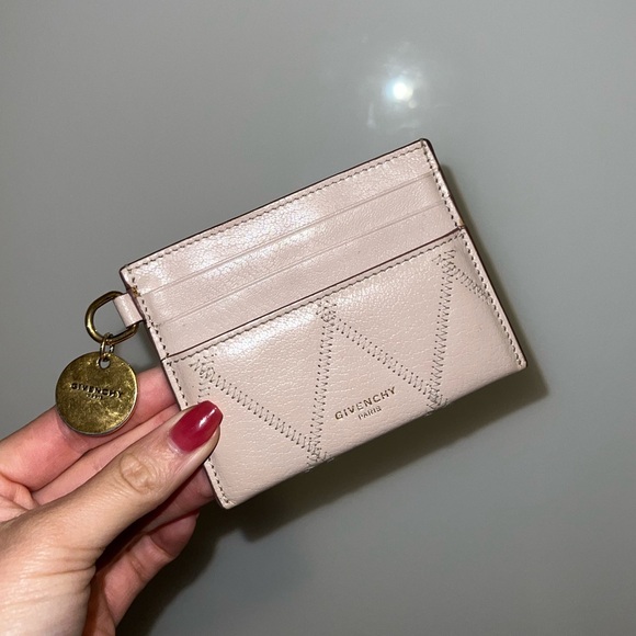 Givenchy Goatskin Diamond Quilted GV3 Card Holder - Picture 2 of 6